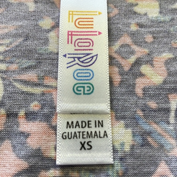 LulaRoe Geometric & Floral Perfect T Top-#0594 - Picture 12 of 12